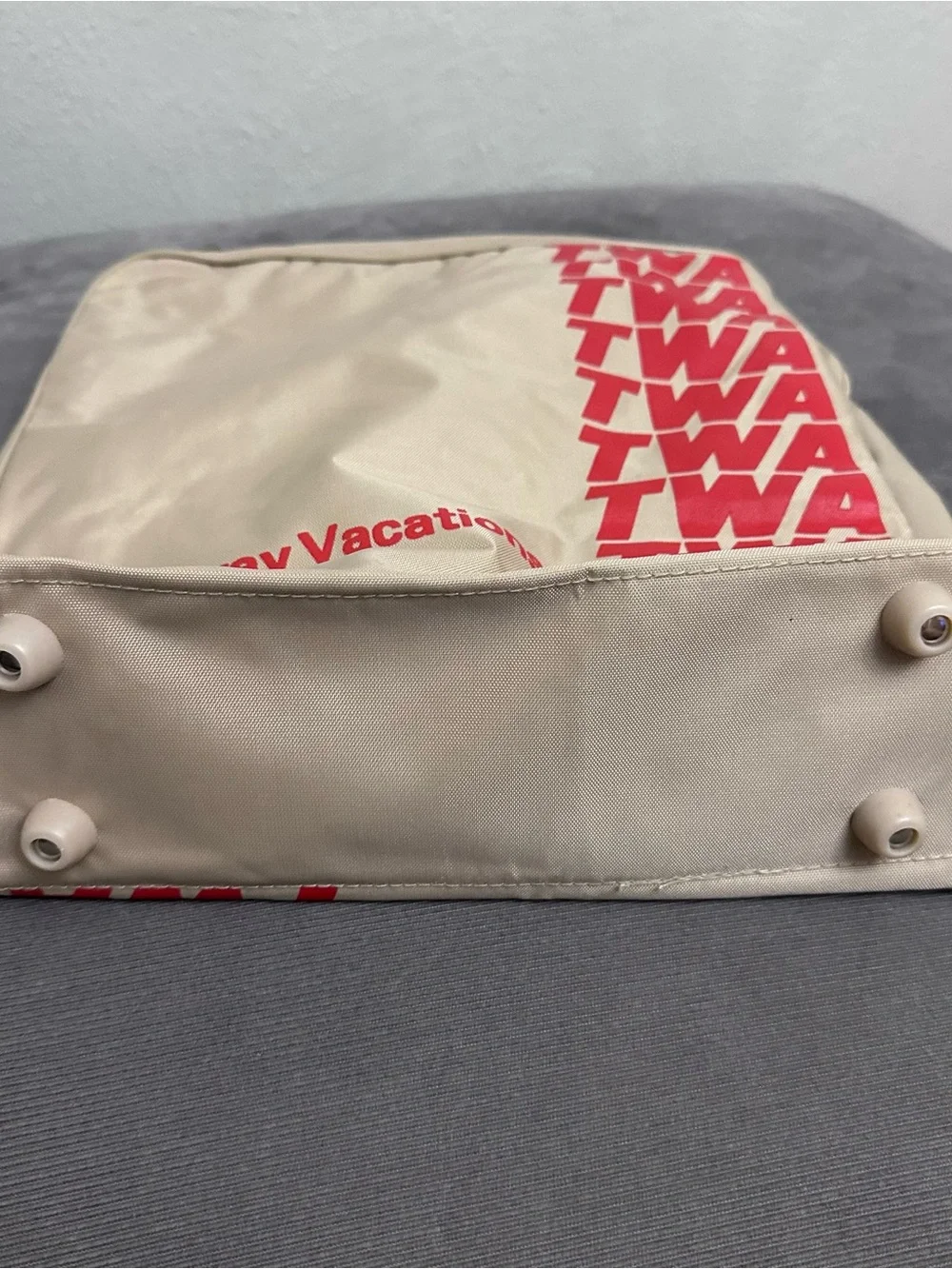 TWA Airlines Getaway Vacations Collection Bag Beige/Red Travel Bags Vintage